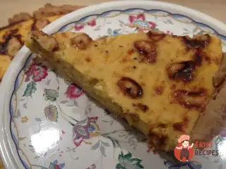 Гарбузовий пиріг на пісочному тісті з горгонзолою