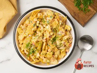 Крок 8: Салат із куркою та чипсами