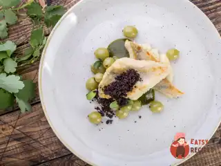 Судак з ткемалі з моченого аґрусу