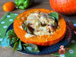 Горщики з гарбуза з куркою