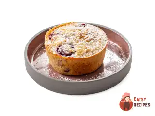 Вівсяні мафіни на кислому молоці з вишнею