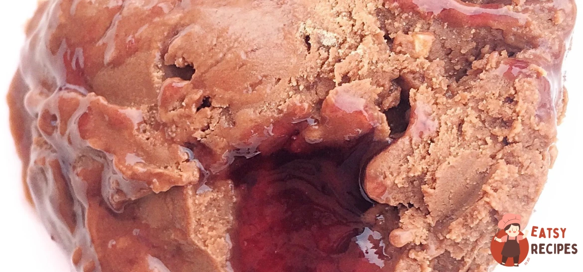 Морозиво з темним шоколадом, копченою сіллю та прошарком виноградного желе