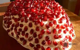Листковий Салат З Картоплею, М'яСом Та Горіхами