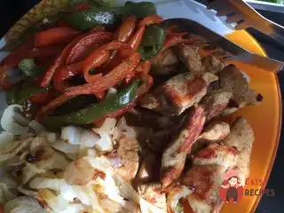 Курка з трьома перцями