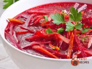 Борщ на яловичій грудинці