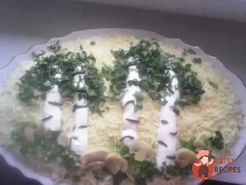 Листковий салат зі шпротами та сиром