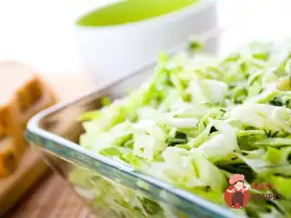 Салат із білокачанної капусти