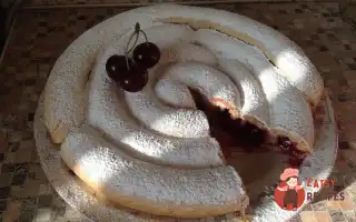 Хитрий Пиріг З Вишнею