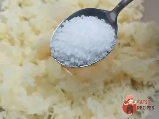 Крок 8: Деруни з кабачком і картоплею