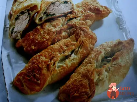Куряче філе в листковому тесті