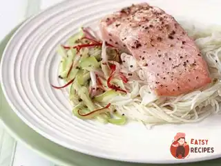 Фунчоза з тунцем