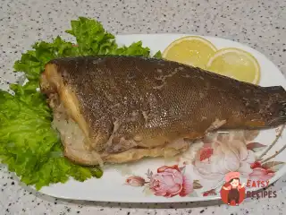 Лін запечений у духовці з цибулею