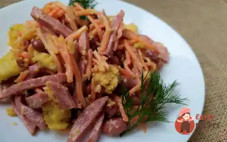 Салат З Ковбасою, Квасолею Та Сухариками.