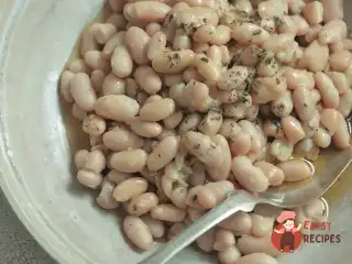 Квасоля каннелліні з розмарином