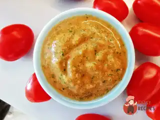 Кавказький томатний соус із зеленню