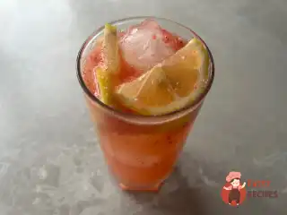 Полуничний лимонад