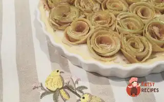Пиріг З Яблучними Трояндами