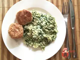 Котлети з індички з картопляним пюре
