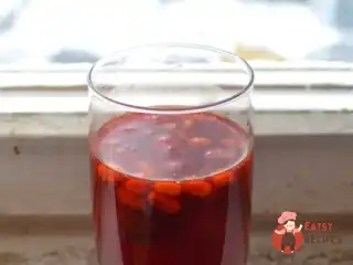 Зимовий компот з вишні та обліпихи