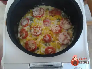 Куряче філе з овочами в мультиварці
