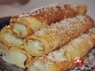 Млинці із заварним кремом
