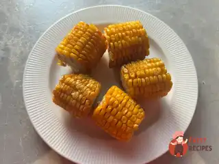 Кукурудза, запечена в духовці