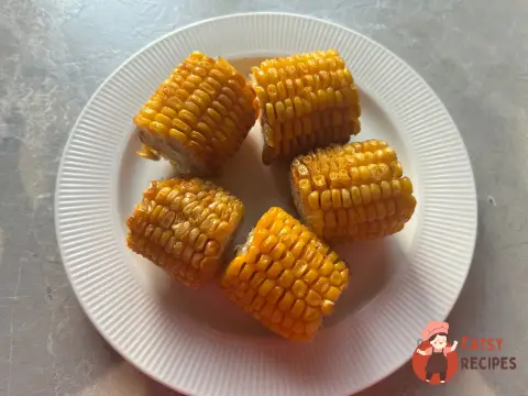 Кукурудза, запечена в духовці