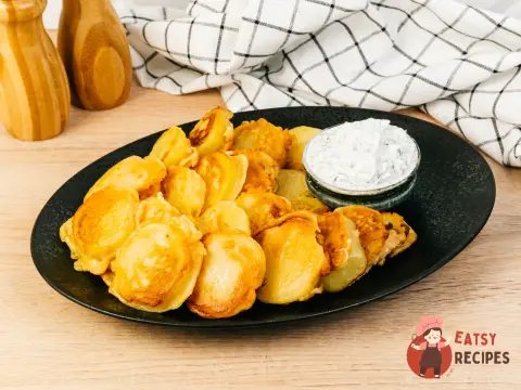 Картопля в клярі зі сметанним соусом