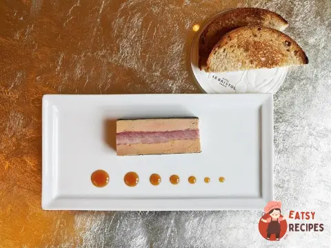 Террін з фуа-гра з копченим вуграм