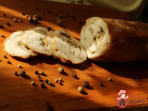 Холодна закуска з курячої грудки
