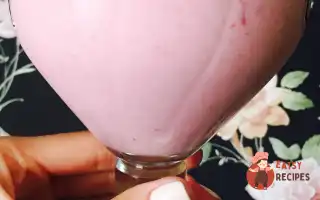 Полуничний Молочний Коктейль