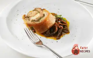 Рулет Зі Свинячої Очеревини Зі Скоблянкою З Кукумарії