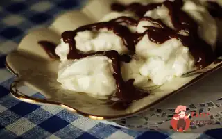 Білкові Сніжки З Шоколадним Соусом
