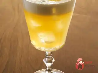 Коктейль «Віскі-сауер» (Whiskey Sour)