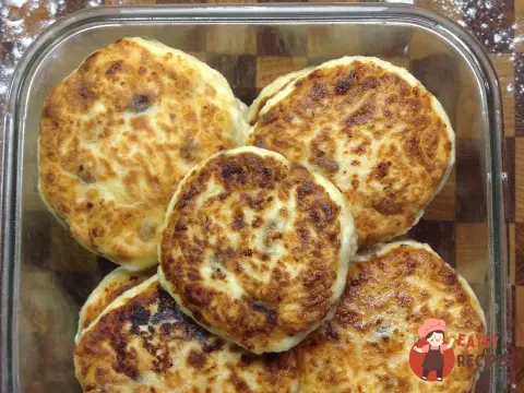 Сирники домашні з родзинками