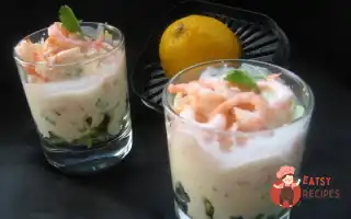 Салат З Креветками Та Авокадо Під Соусом Айолі.