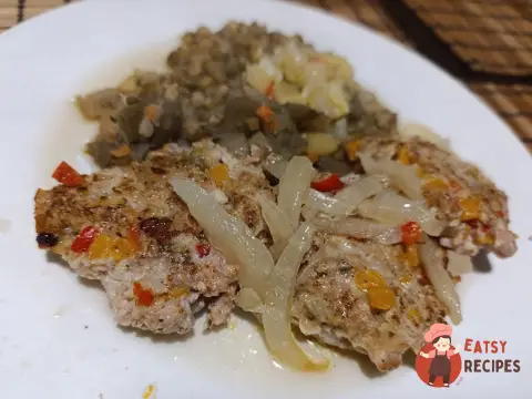 Курячі котлети з овочами