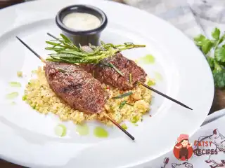 Кебаби з оленини з кус-кусом