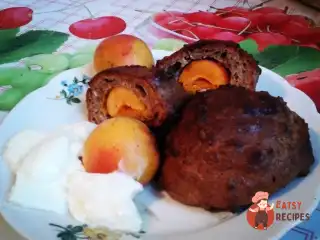 Сирні булочки з абрикосами