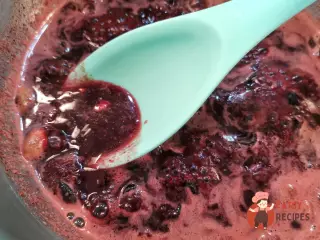 Крок 7: Ягідний глінтвейн