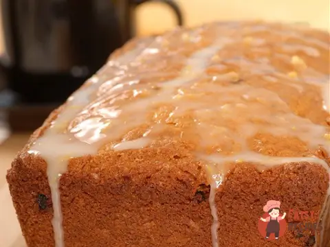 Чайний кекс із родзинками
