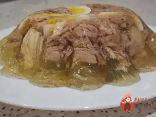 Холодець зі свинячої рульки