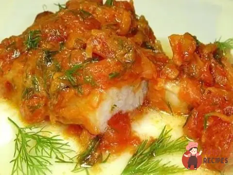 Риба під помідорами
