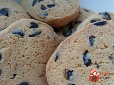 Ванільне печиво з шоколадною крихтою