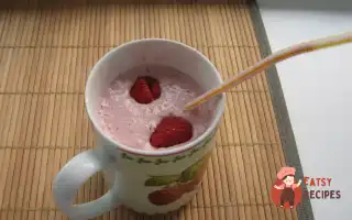 Коктейль З Малиною Та Морозивом