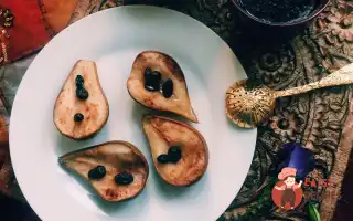 Печені Груші З Родзинками Та Медом