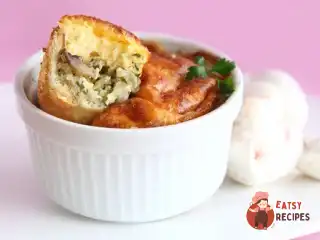 Жюльєн з куркою, грибами та сметаною