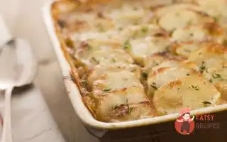 Картопля, Запечена З Яйцями, Сиром Та Молоком