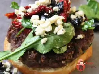 Бургер із телятиною