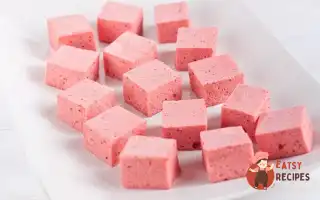 Полуничні Хмари